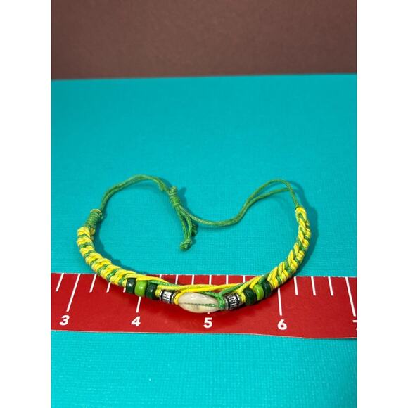 Green & Yellow Rope Bracelet w/ beads and shell as stone - Picture 3 of 3